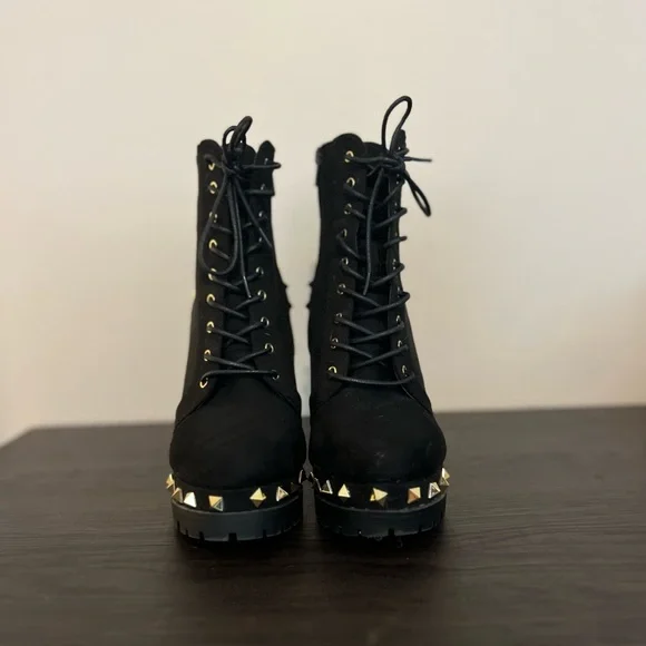 Black studded ankle boots - Picture 3 of 4